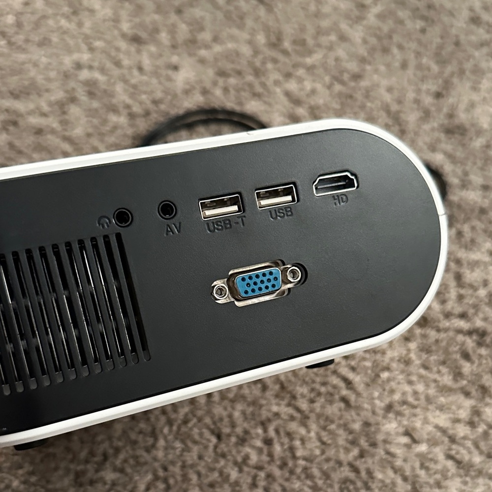 Portable Projector with Wireless Connectivity - Picture 11 of 13